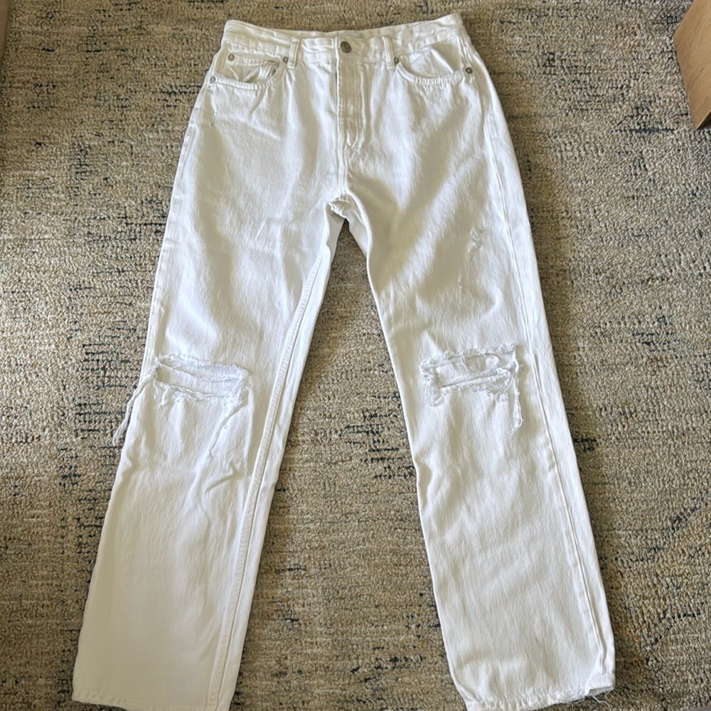 Zara’s White Distressed Jeans (size 10)